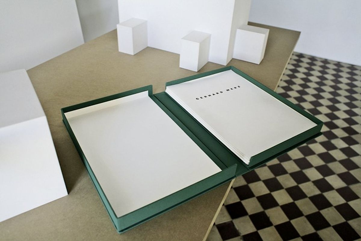 Gerhard Merz – Die Schachtel