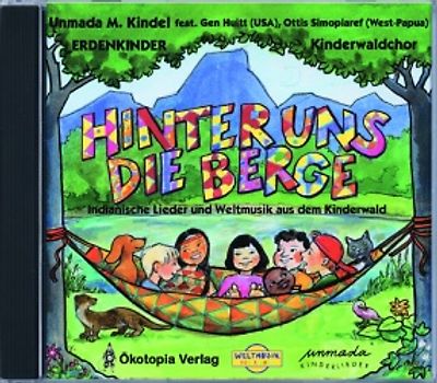 Hinter uns die Berge