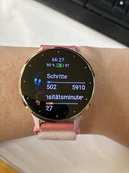 Image client pour Garmin Venu 3S 41 mm or avec bracelet en silicone rose [Wi-Fi]