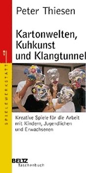 Kartonwelten, Kuhkunst und Klangtunnel