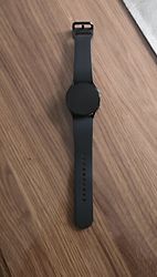 Image client pour Samsung Galaxy Watch6 40 mm Boîtier aluminium graphite Bracelet Sport S/M graphite [Wi-Fi]