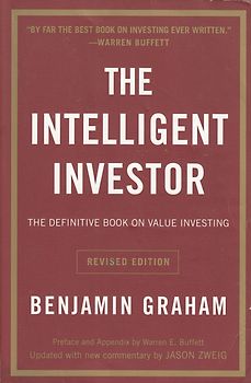 The Intelligent Investor - Benjamin Graham [Paperback]