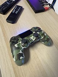 Immagine del cliente per Sony PS4 DualShock 4 Wireless Controller camouflage  [2016]