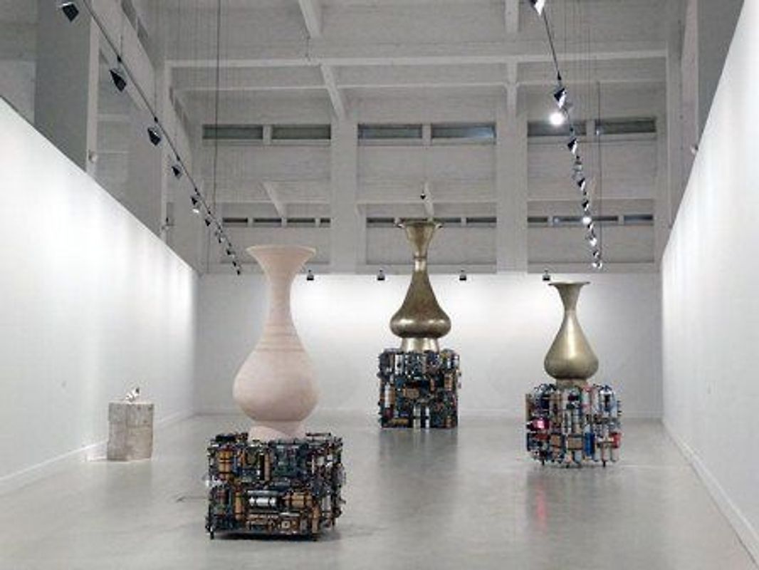 Adel Abdessemed, Palace