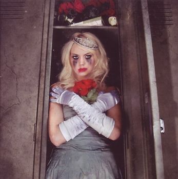 Falling in Reverse - The Drug in Me Is You