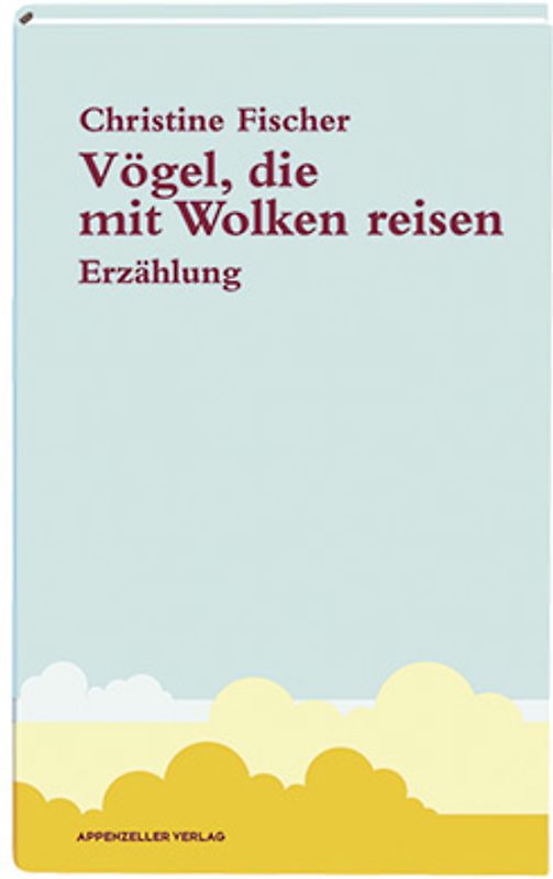 Vögel, die mit Wolken reisen